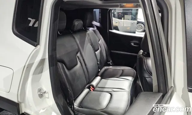 Jeep Renegade 2017 2.4 автомат (гидро), миниатюра 11 Jeep Renegade 2017 2.4 автомат (гидро), миниатюра 11
