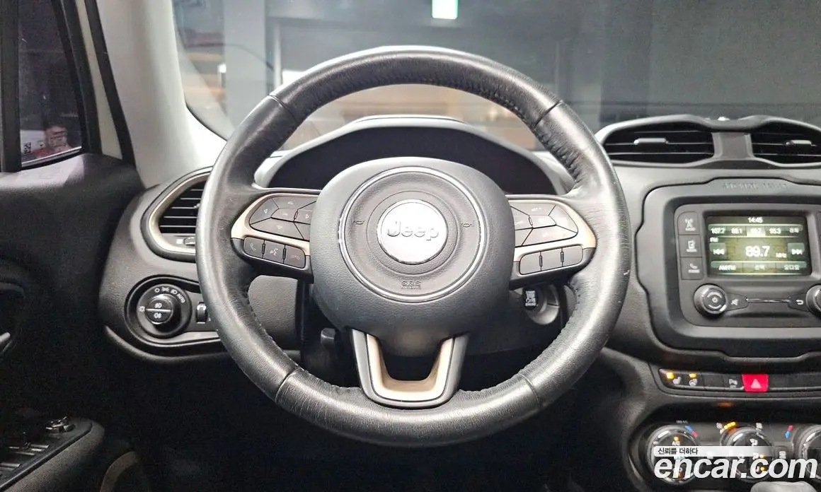 Jeep Renegade 2017 2.4 автомат (гидро), фото 13 Jeep Renegade 2017 2.4 автомат (гидро), фото 13