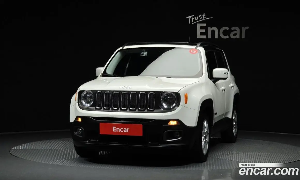 Jeep Renegade 2017 2.4 автомат (гидро), фото 3 Jeep Renegade 2017 2.4 автомат (гидро), фото 3