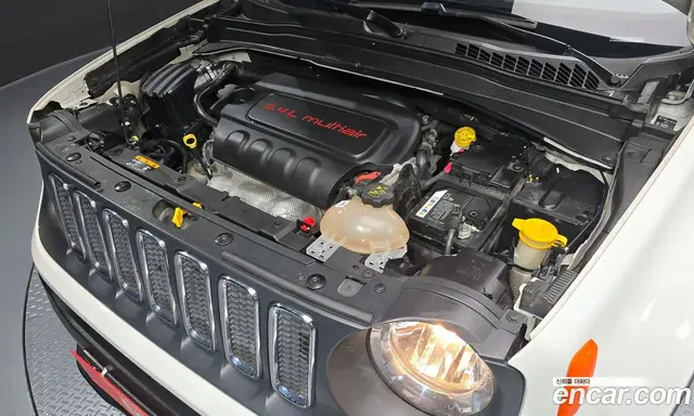 Jeep Renegade 2017 2.4 автомат (гидро), миниатюра 6 Jeep Renegade 2017 2.4 автомат (гидро), миниатюра 6