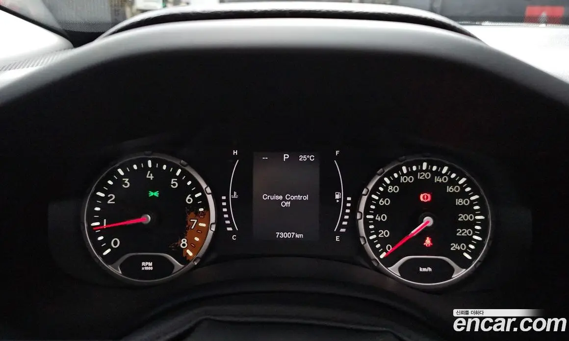 Jeep Renegade 2017 2.4 автомат (гидро), фото 8 Jeep Renegade 2017 2.4 автомат (гидро), фото 8