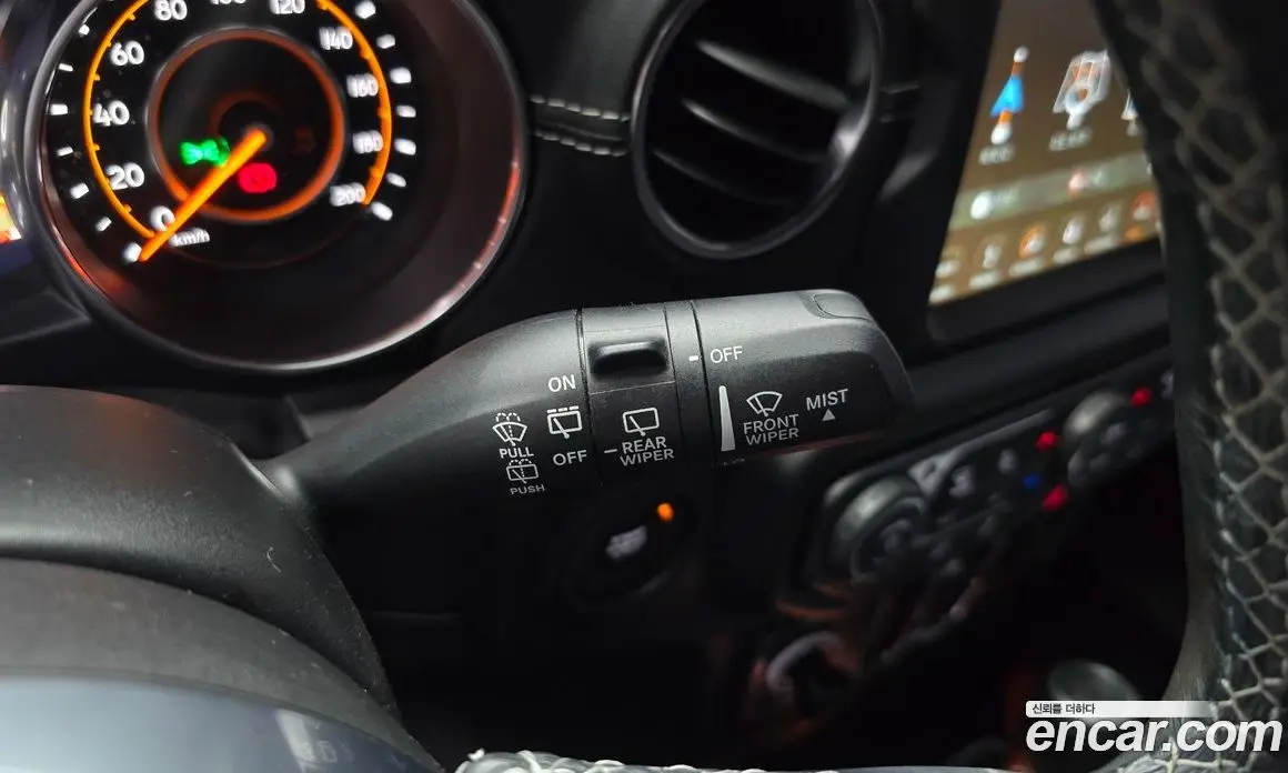 Jeep Wrangler 2019 2.0 автомат (гидро), фото 18