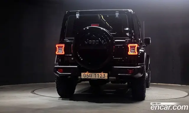 Jeep Wrangler 2019 2.0 автомат (гидро), миниатюра 4