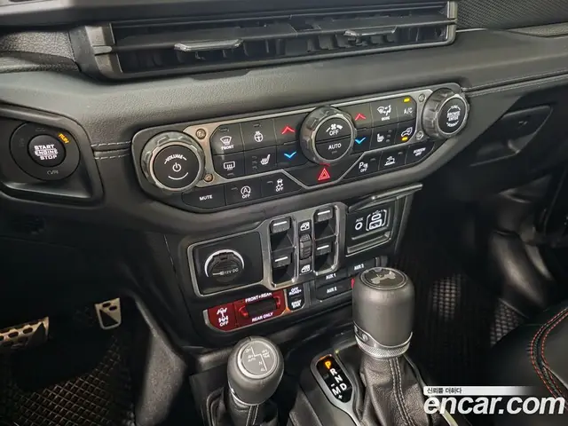 Jeep Wrangler 2024 2.0 автомат (гидро), миниатюра 11 Jeep Wrangler 2024 2.0 автомат (гидро), миниатюра 11