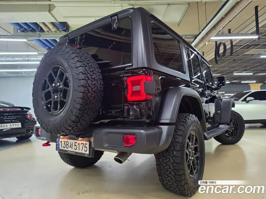 Jeep Wrangler 2024 2.0 автомат (гидро), фото 5 Jeep Wrangler 2024 2.0 автомат (гидро), фото 5