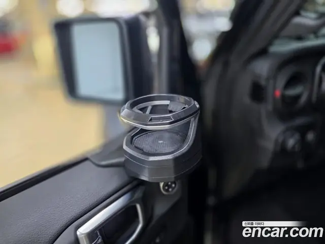 Jeep Wrangler 2024 2.0 автомат (гидро), миниатюра 10 Jeep Wrangler 2024 2.0 автомат (гидро), миниатюра 10