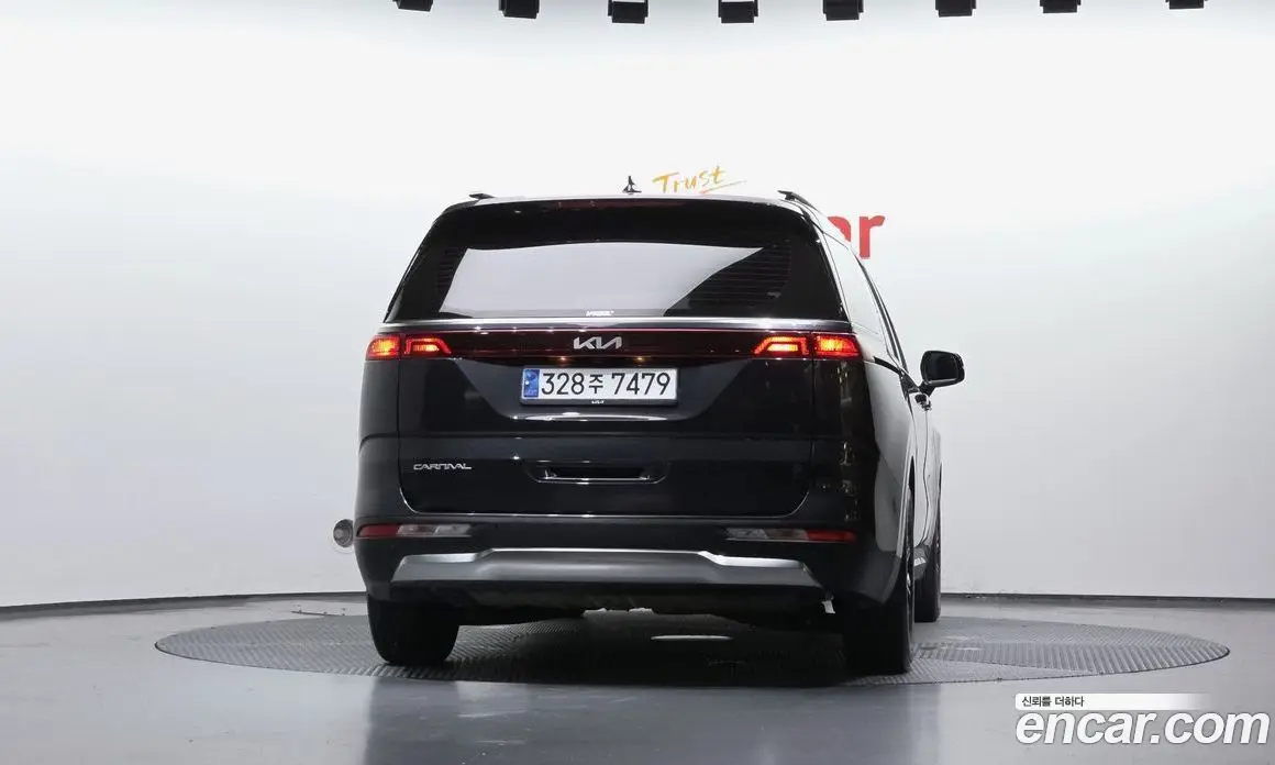 Kia Carnival 2023 3.5 автомат (гидро), фото 4