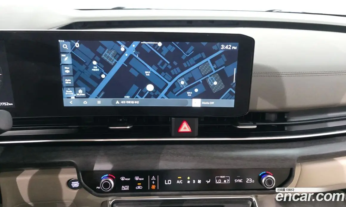 Kia Carnival 2024 3.5 автомат (гидро), фото 14