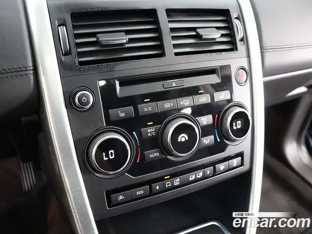 Land Rover Discovery Sport 2017 2.0 автомат (гидро), миниатюра 9 Land Rover Discovery Sport 2017 2.0 автомат (гидро), миниатюра 9