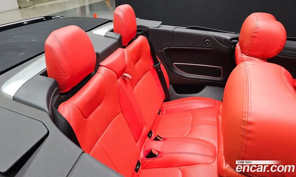 Land Rover Range Rover Evoque 2017 2.0 автомат (гидро), фото 12 Land Rover Range Rover Evoque 2017 2.0 автомат (гидро), фото 12
