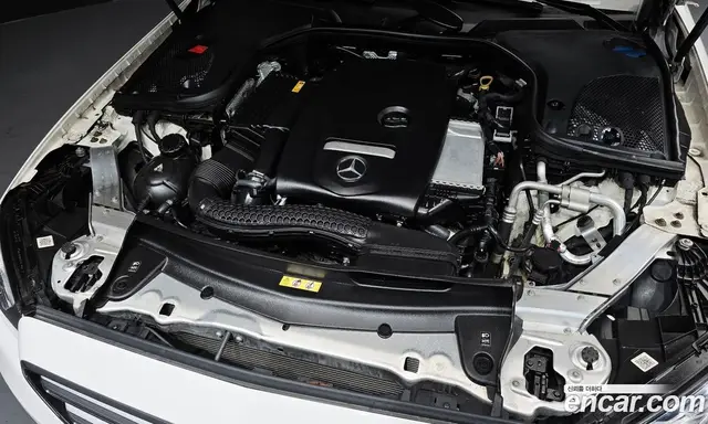 Mercedes-Benz E-Class 2020 2.0 автомат (гидро), миниатюра 6 Mercedes-Benz E-Class 2020 2.0 автомат (гидро), миниатюра 6