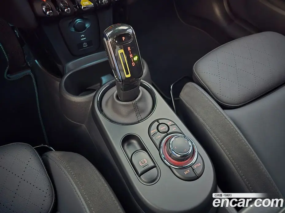 Mini Cooper 2023 автомат (гидро), фото 15 Mini Cooper 2023 автомат (гидро), фото 15