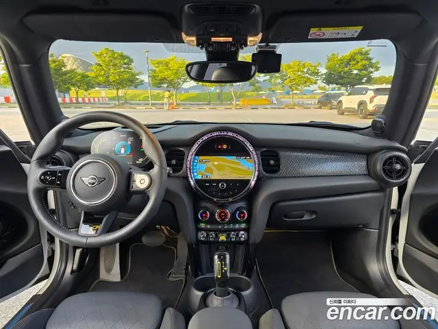 Mini Cooper 2023 автомат (гидро), миниатюра 6 Mini Cooper 2023 автомат (гидро), миниатюра 6