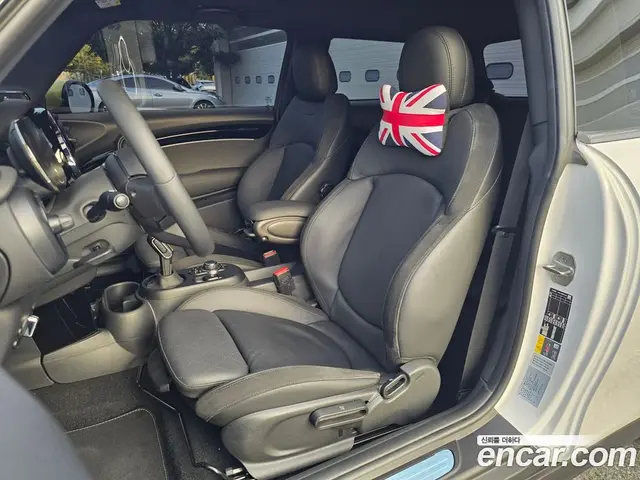 Mini Cooper 2023 автомат (гидро), миниатюра 8 Mini Cooper 2023 автомат (гидро), миниатюра 8