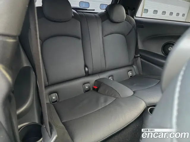 Mini Cooper 2023 автомат (гидро), миниатюра 9 Mini Cooper 2023 автомат (гидро), миниатюра 9