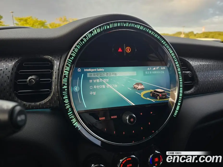 Mini Cooper 2023 автомат (гидро), фото 10 Mini Cooper 2023 автомат (гидро), фото 10