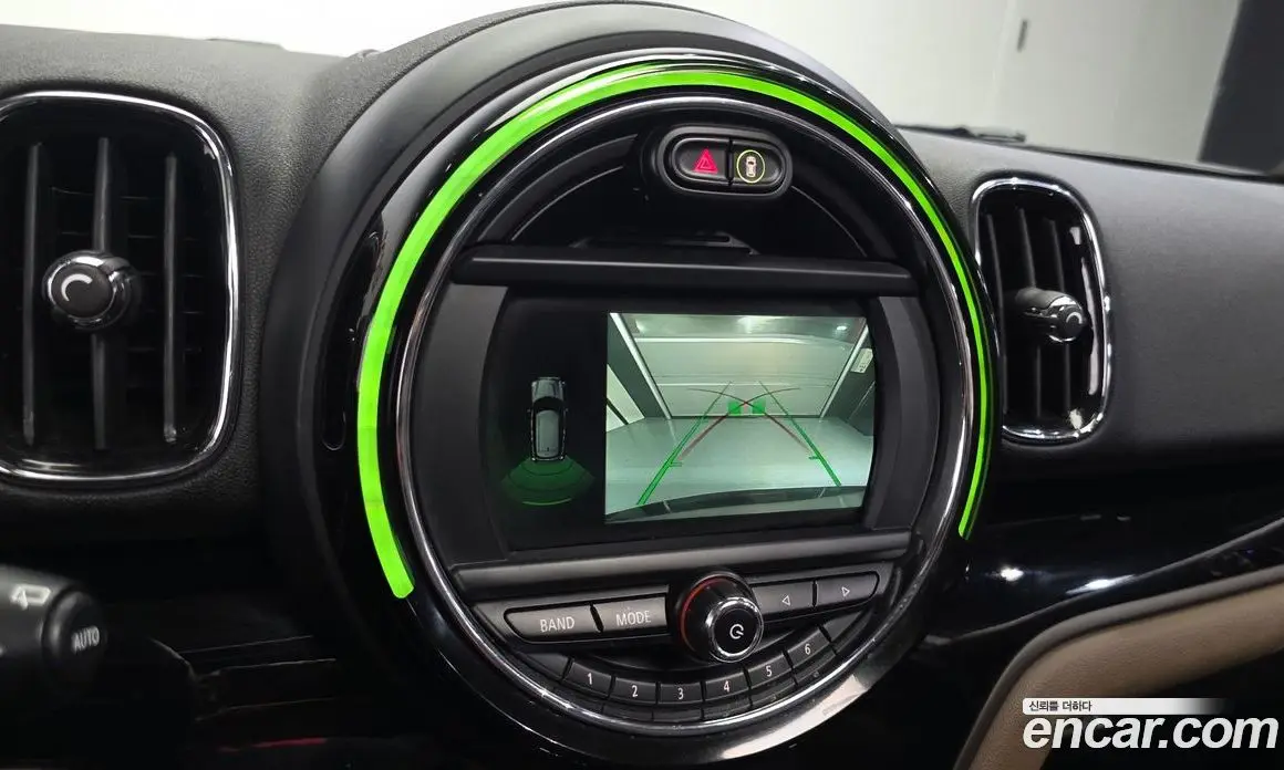 Mini Countryman 2018 2.0 автомат (гидро), фото 15 Mini Countryman 2018 2.0 автомат (гидро), фото 15