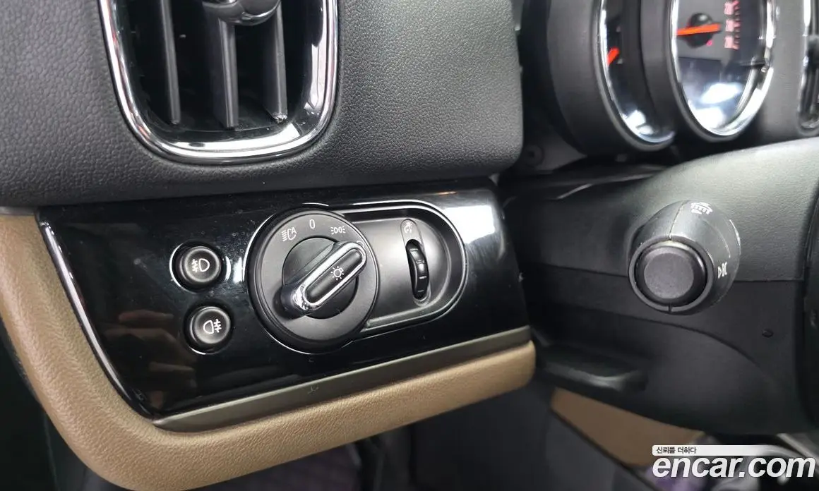 Mini Countryman 2018 2.0 автомат (гидро), фото 19 Mini Countryman 2018 2.0 автомат (гидро), фото 19