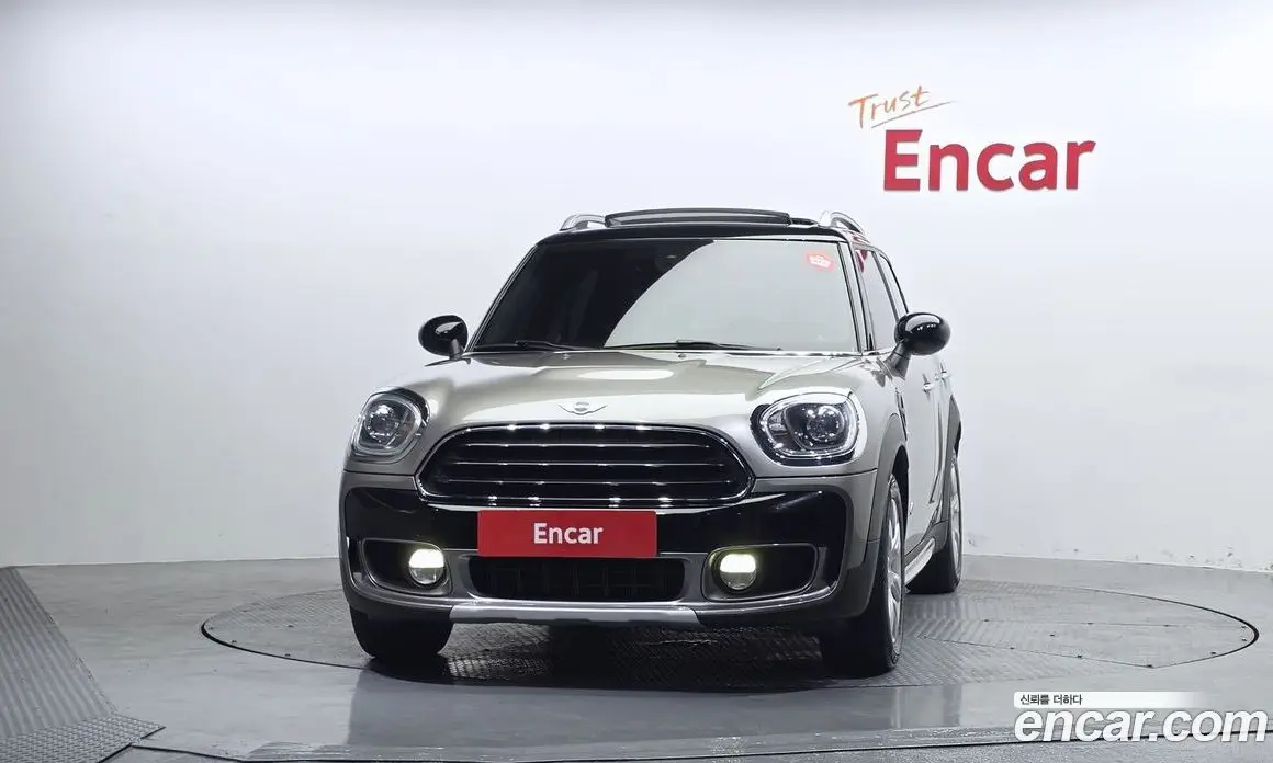 Mini Countryman 2018 2.0 автомат (гидро), фото 3 Mini Countryman 2018 2.0 автомат (гидро), фото 3