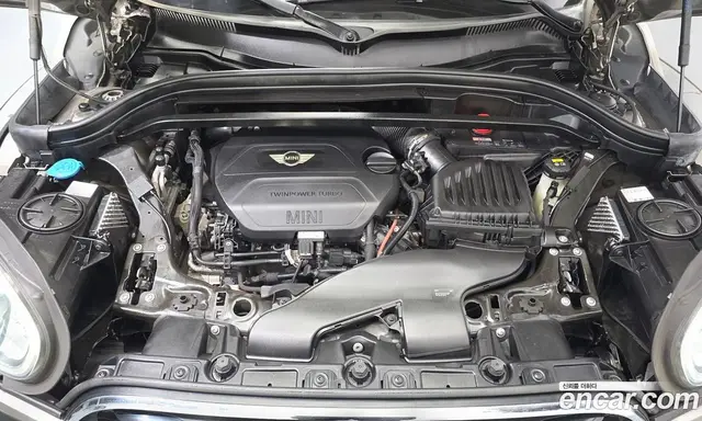 Mini Countryman 2018 2.0 автомат (гидро), миниатюра 6 Mini Countryman 2018 2.0 автомат (гидро), миниатюра 6