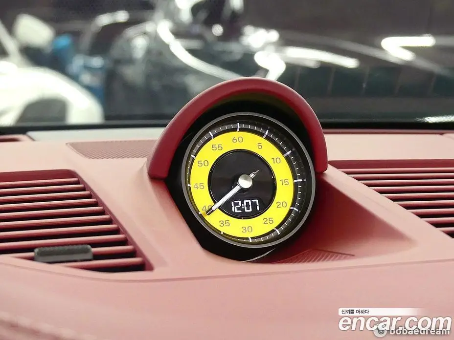 Porsche 911 2023 3.0 автомат (гидро), фото 15 Porsche 911 2023 3.0 автомат (гидро), фото 15