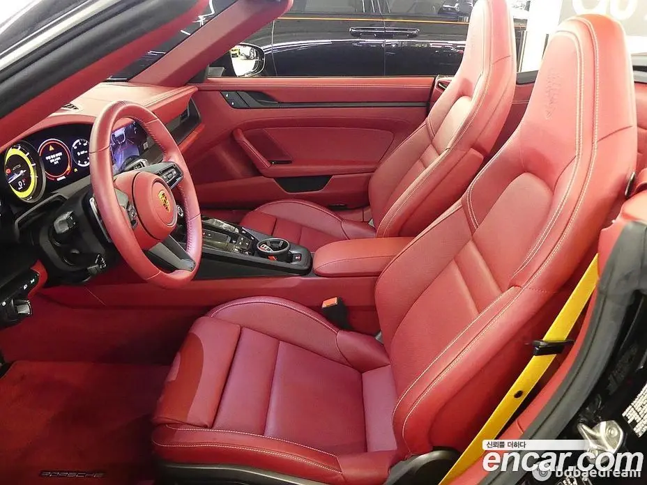 Porsche 911 2023 3.0 автомат (гидро), фото 10 Porsche 911 2023 3.0 автомат (гидро), фото 10
