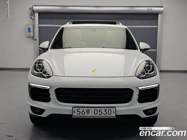 Porsche Cayenne, 2015, 118 040 км