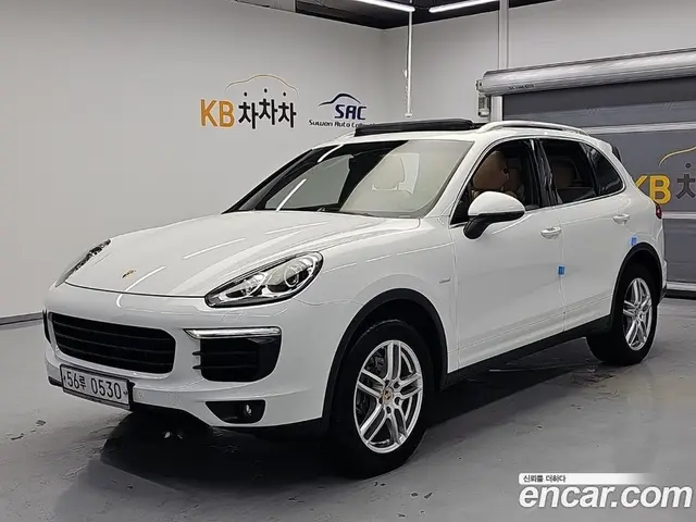 Porsche Cayenne 2015 3.0 автомат (гидро), миниатюра 2 Porsche Cayenne 2015 3.0 автомат (гидро), миниатюра 2