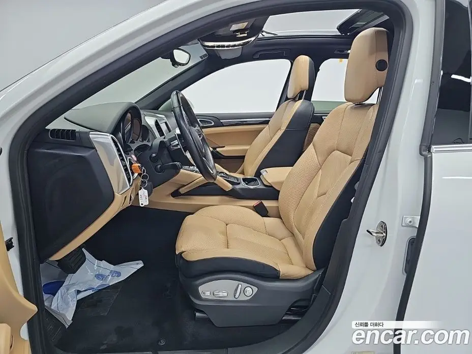 Porsche Cayenne 2015 3.0 автомат (гидро), фото 10 Porsche Cayenne 2015 3.0 автомат (гидро), фото 10