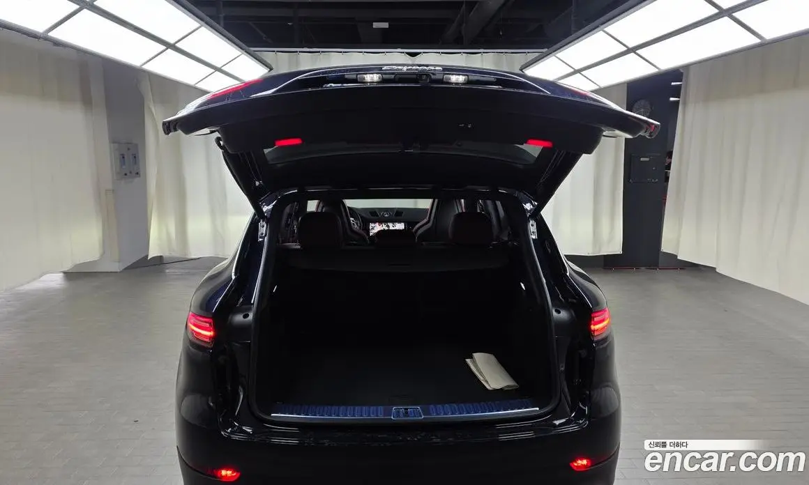 Porsche Cayenne 2021 3.0 автомат (гидро), фото 20 Porsche Cayenne 2021 3.0 автомат (гидро), фото 20