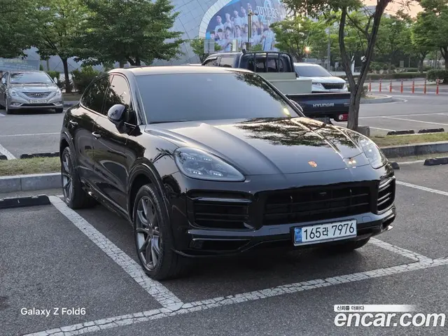 Porsche Cayenne 2021 3.0 автомат (гидро), миниатюра 2