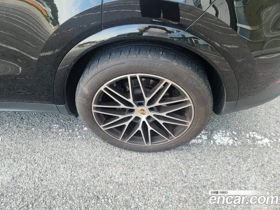 Porsche Cayenne 2024 3.0 автомат (гидро), фото 15