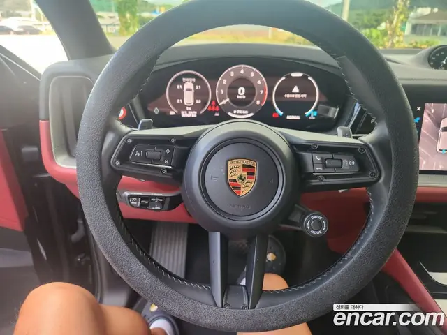 Porsche Cayenne 2024 3.0 автомат (гидро), миниатюра 6