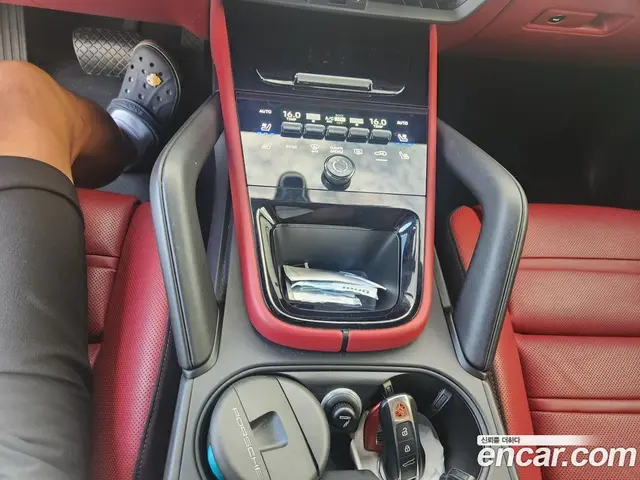 Porsche Cayenne 2024 3.0 автомат (гидро), миниатюра 8