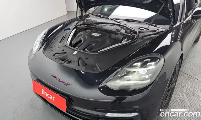 Porsche Panamera 2018 2.9 автомат (гидро), миниатюра 6