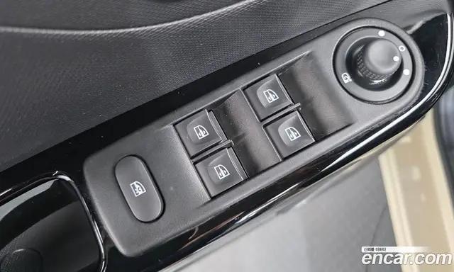 Renault (Samsung) QM3 2015 1.5 автомат (гидро), миниатюра 12