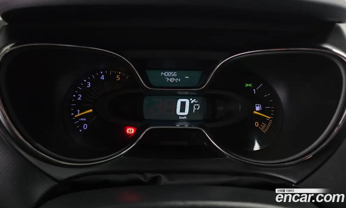 Renault (Samsung) QM3 2015 1.5 автомат (гидро), фото 8 Renault (Samsung) QM3 2015 1.5 автомат (гидро), фото 8