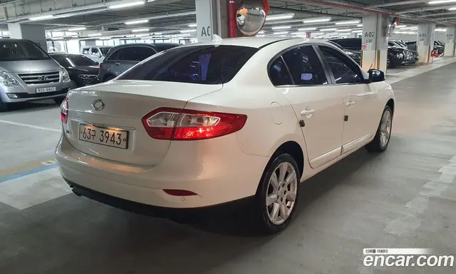 Renault (Samsung) SM3 2009 1.6 автомат (гидро), миниатюра 6 Renault (Samsung) SM3 2009 1.6 автомат (гидро), миниатюра 6