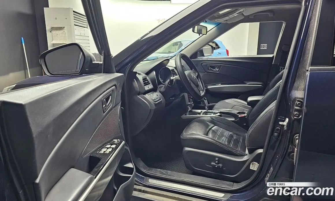 SsangYong TIBOLI 2015 1.6 автомат (гидро), фото 10 SsangYong TIBOLI 2015 1.6 автомат (гидро), фото 10