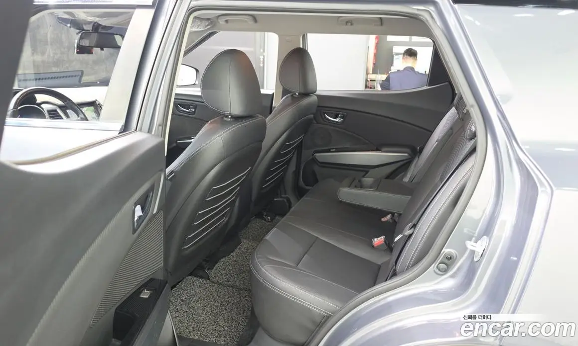 SsangYong TIBOLI 2017 1.6 автомат (гидро), фото 12 SsangYong TIBOLI 2017 1.6 автомат (гидро), фото 12