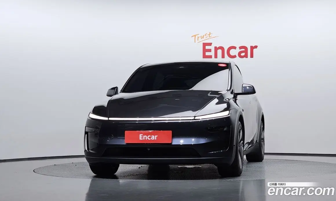 Tesla Model Y 2025 0.2 автомат (гидро), фото 3 Tesla Model Y 2025 0.2 автомат (гидро), фото 3