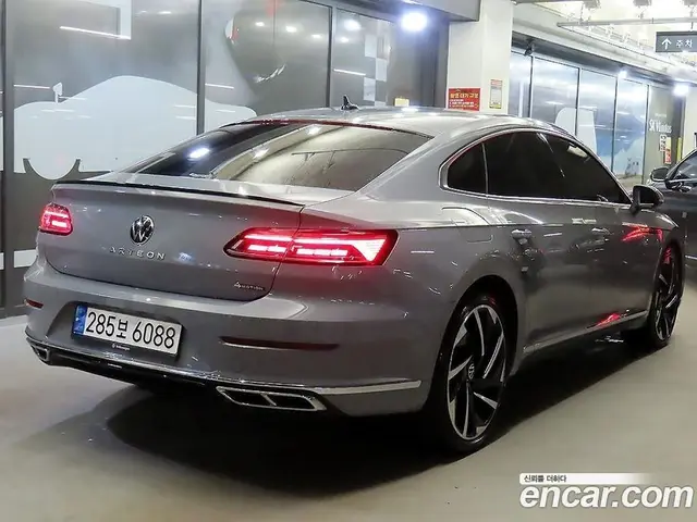 Volkswagen Arteon 2022 2.0 автомат (гидро), миниатюра 2 Volkswagen Arteon 2022 2.0 автомат (гидро), миниатюра 2