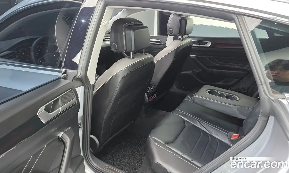 Volkswagen Arteon 2023 2.0 автомат (гидро), фото 11 Volkswagen Arteon 2023 2.0 автомат (гидро), фото 11