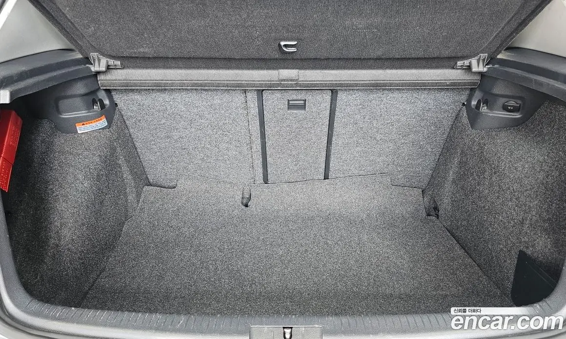 Volkswagen Golf 2011 2.0 автомат (гидро), фото 20 Volkswagen Golf 2011 2.0 автомат (гидро), фото 20