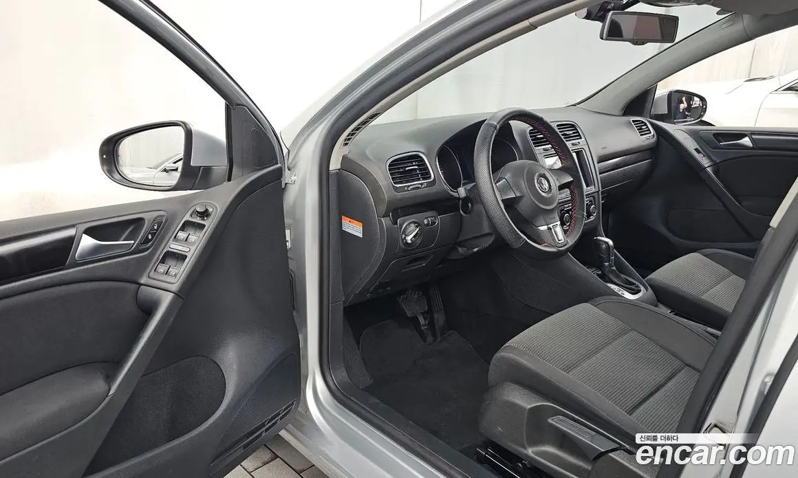 Volkswagen Golf 2011 2.0 автомат (гидро), фото 10 Volkswagen Golf 2011 2.0 автомат (гидро), фото 10