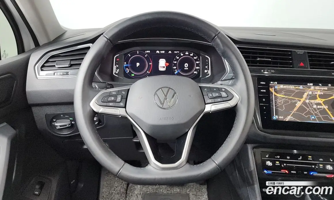 Volkswagen Tiguan 2023 2.0 автомат (гидро), фото 13