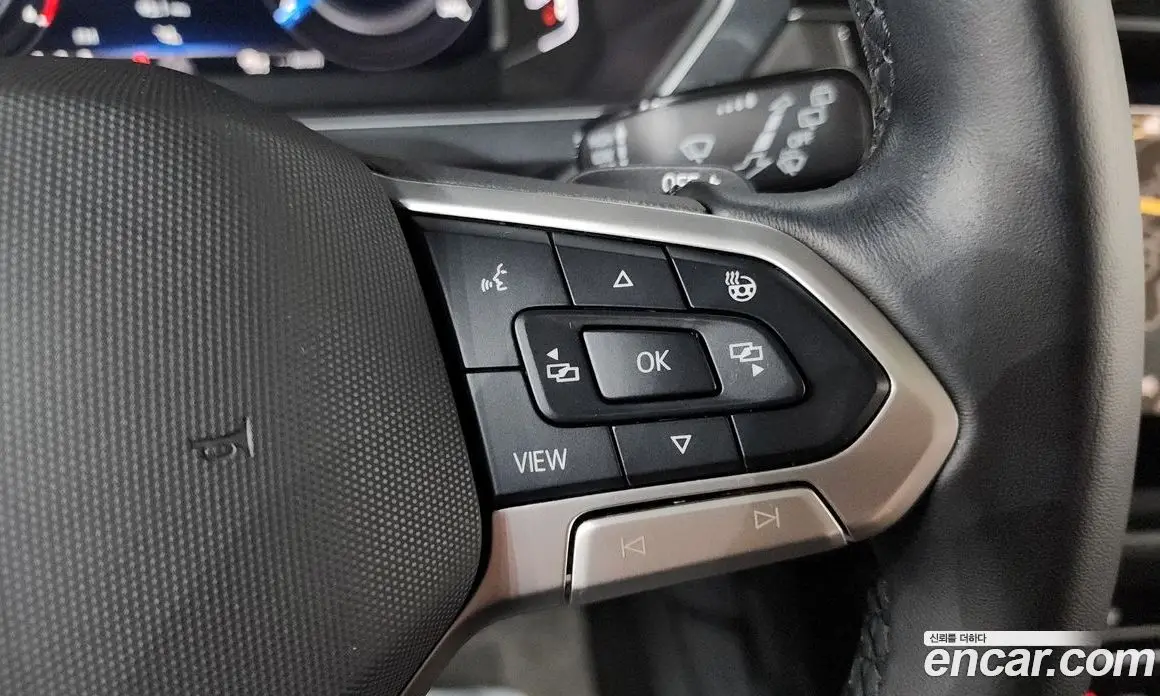 Volkswagen Tiguan 2023 2.0 автомат (гидро), фото 15