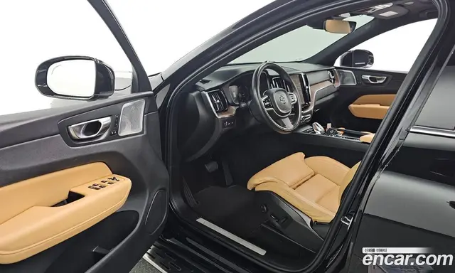 Volvo XC60 2021 2.0 автомат (гидро), миниатюра 10
