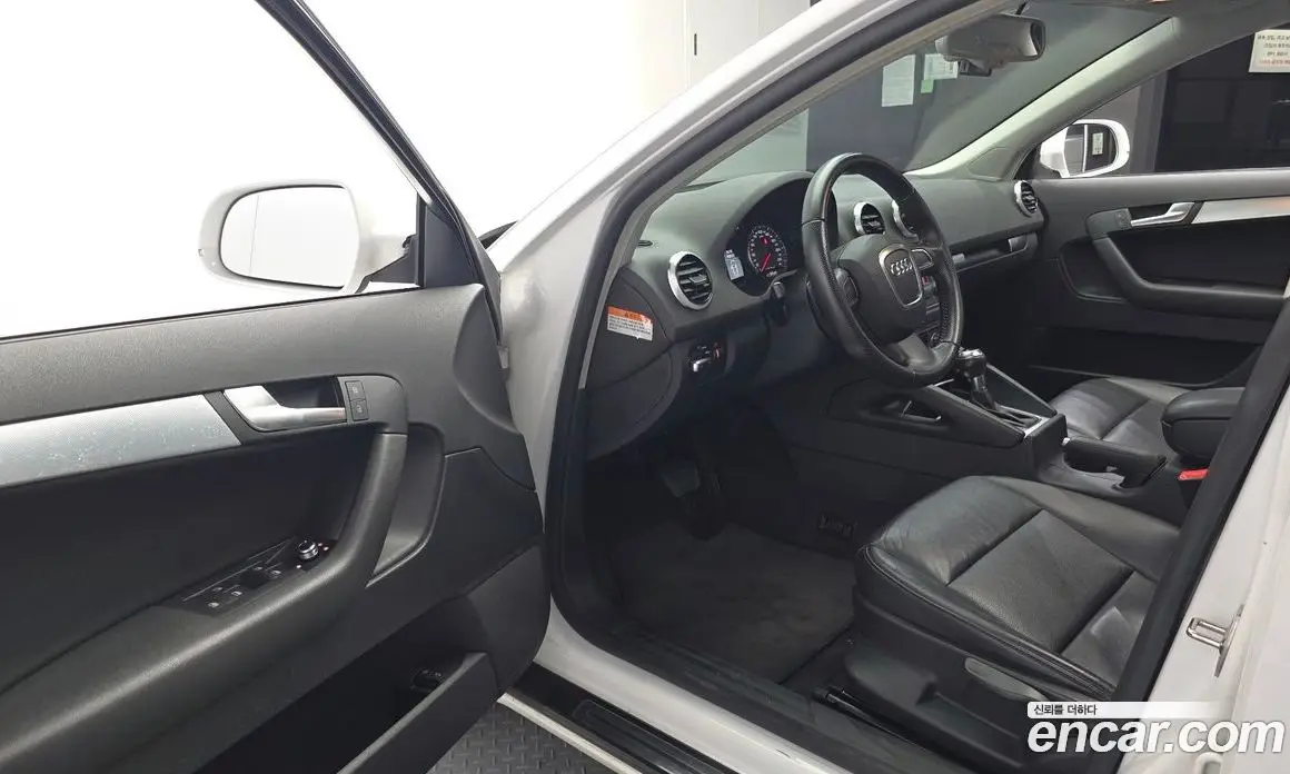 Audi A3 2010 2.0 автомат (гидро), фото 10 Audi A3 2010 2.0 автомат (гидро), фото 10