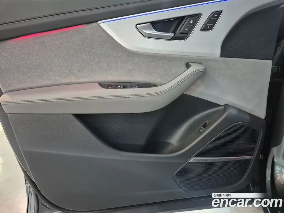 Audi Q8 2026 3.0 автомат (гидро), фото 11